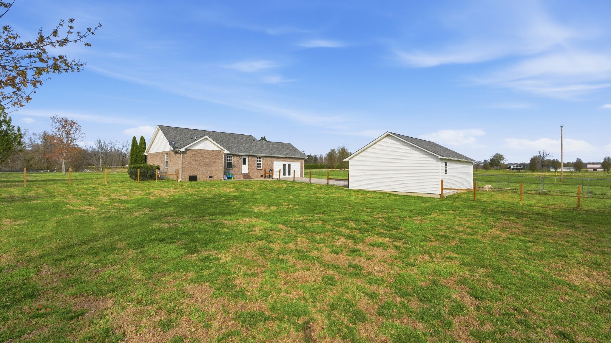 2877 Sixteenth Model Rd