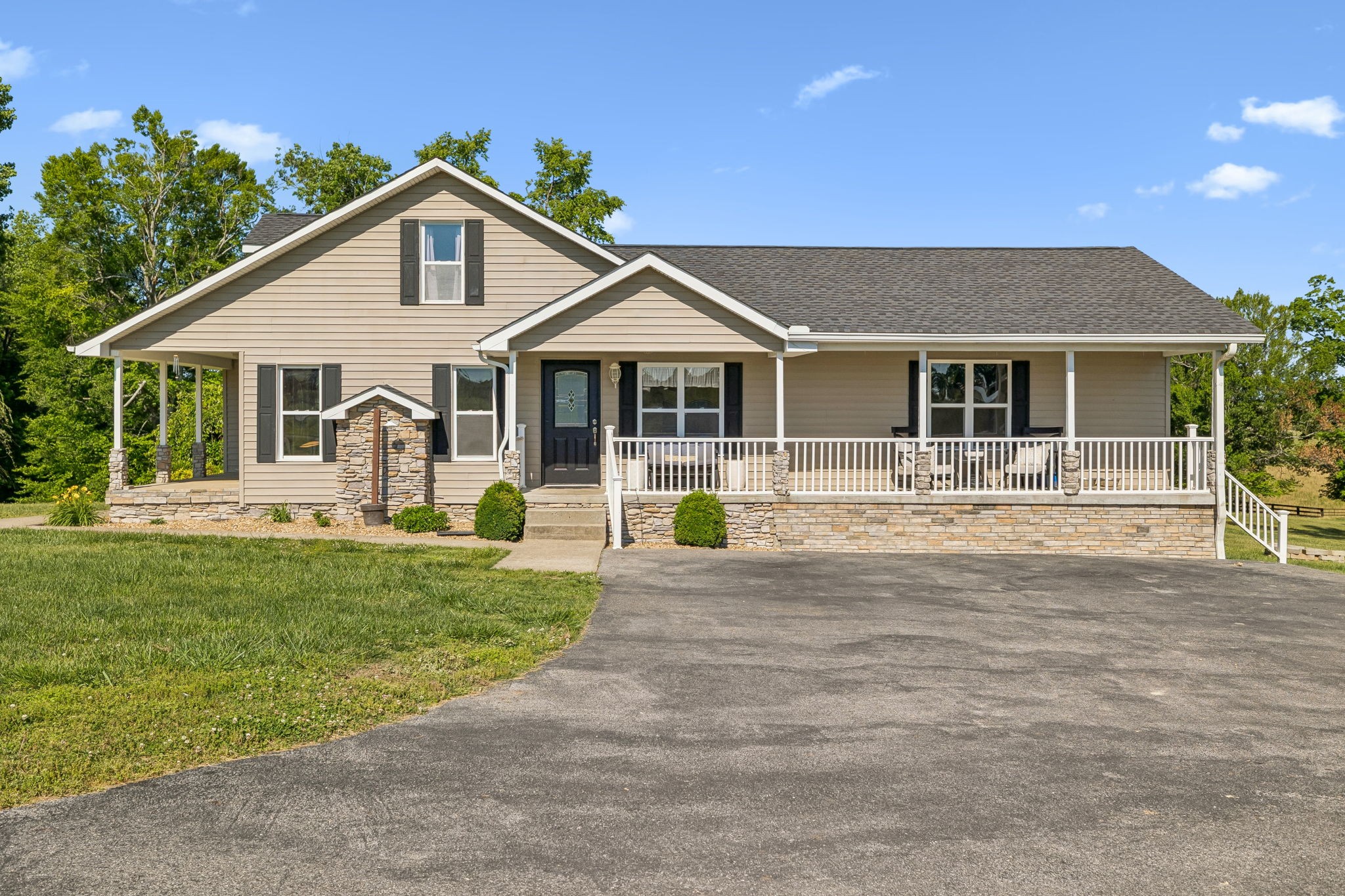 264 Lick Branch Rd