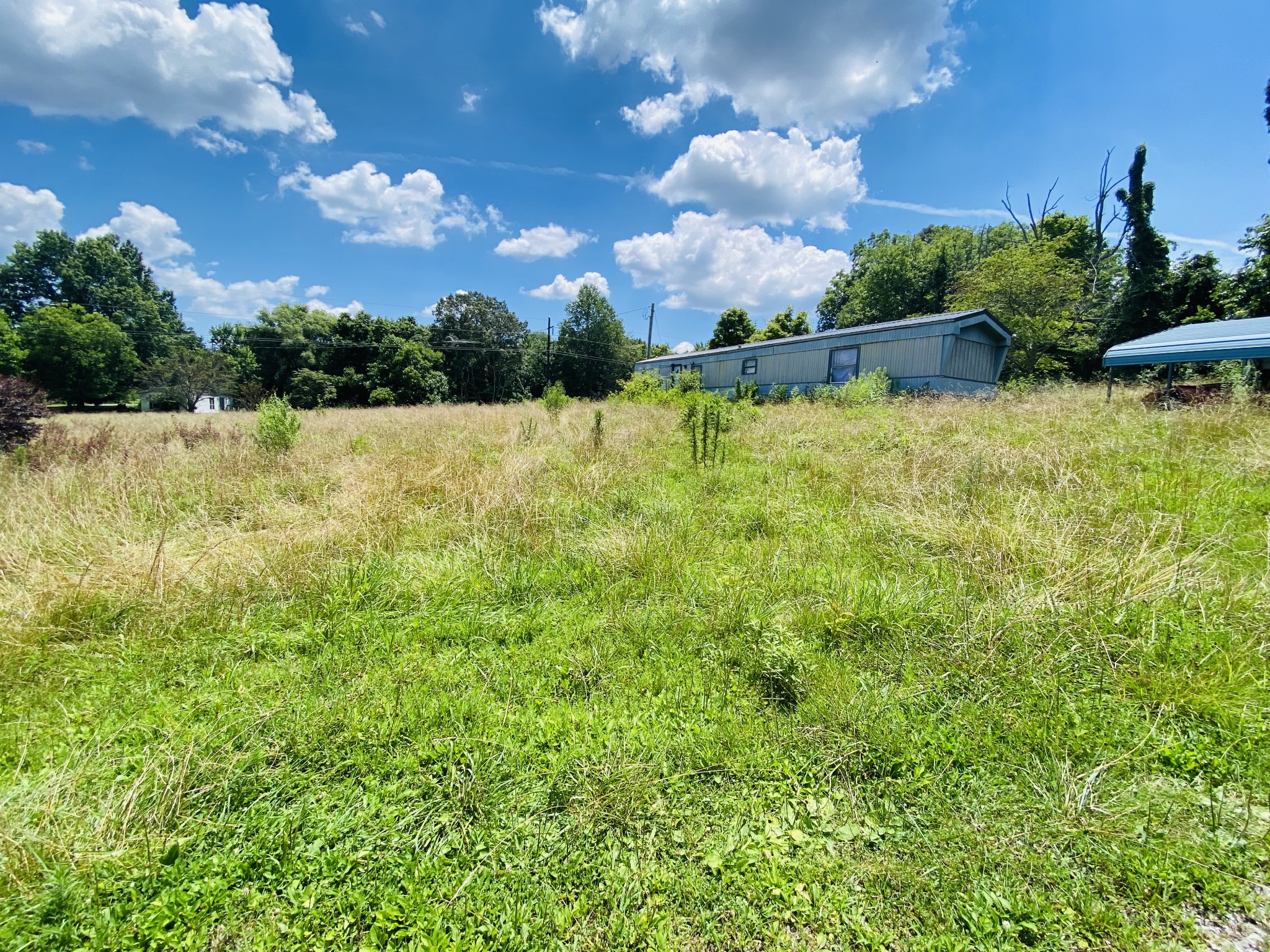 1005 Highpoint Ln