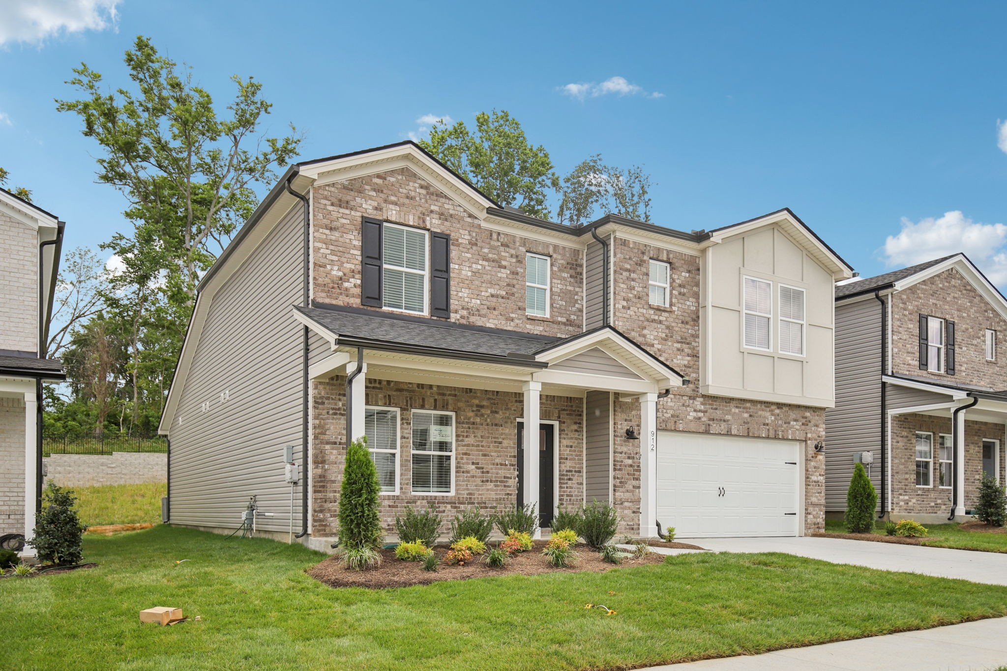 912 Calvin Ct