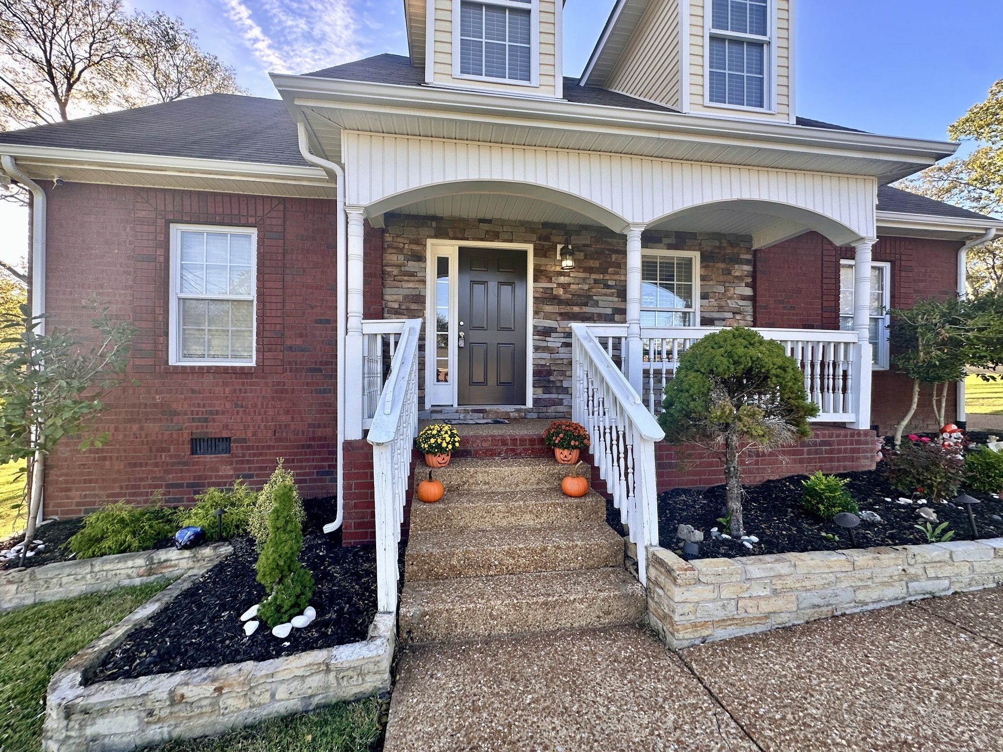 114 E Marthona Rd