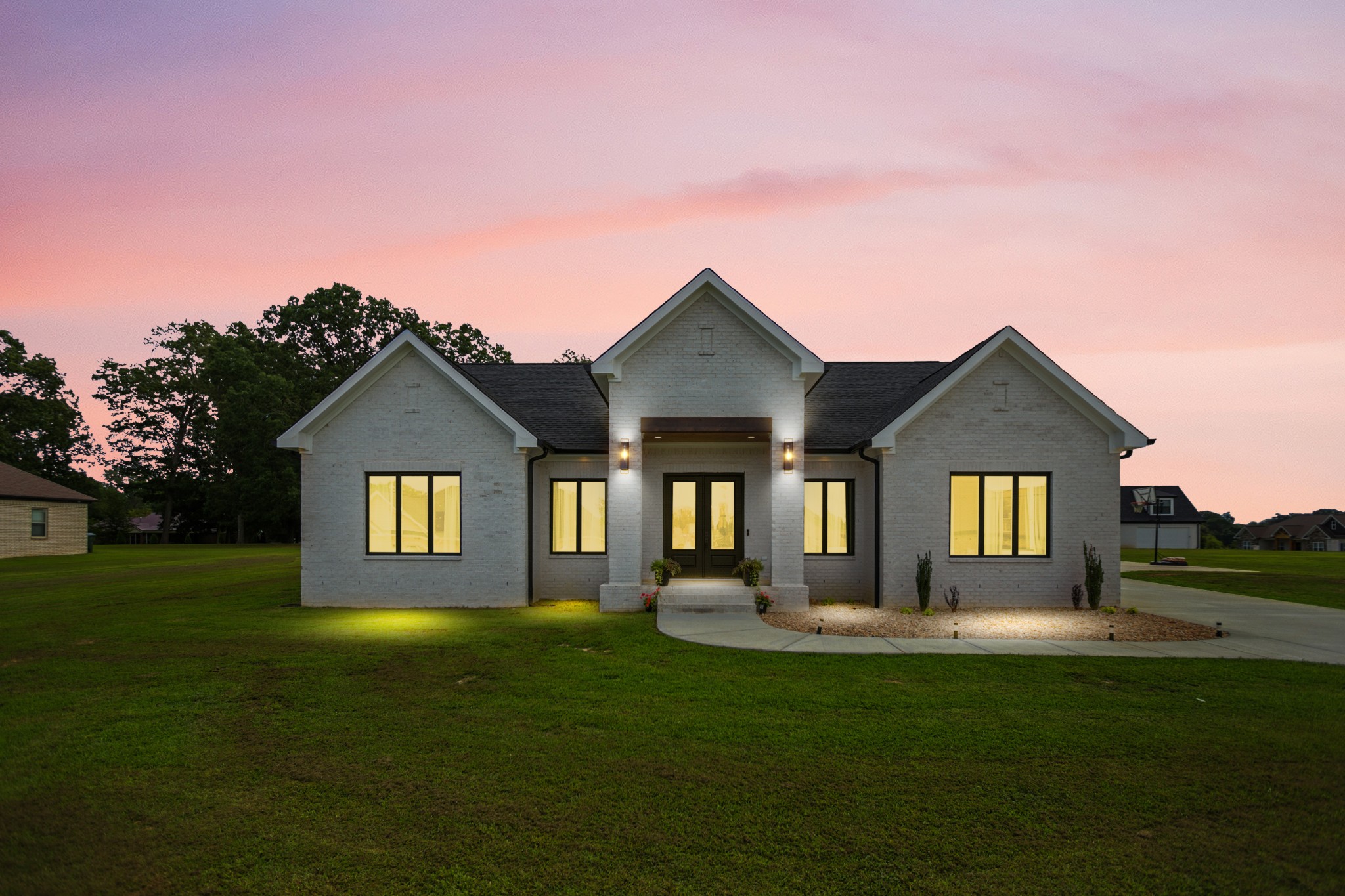 1 Ivy Dr