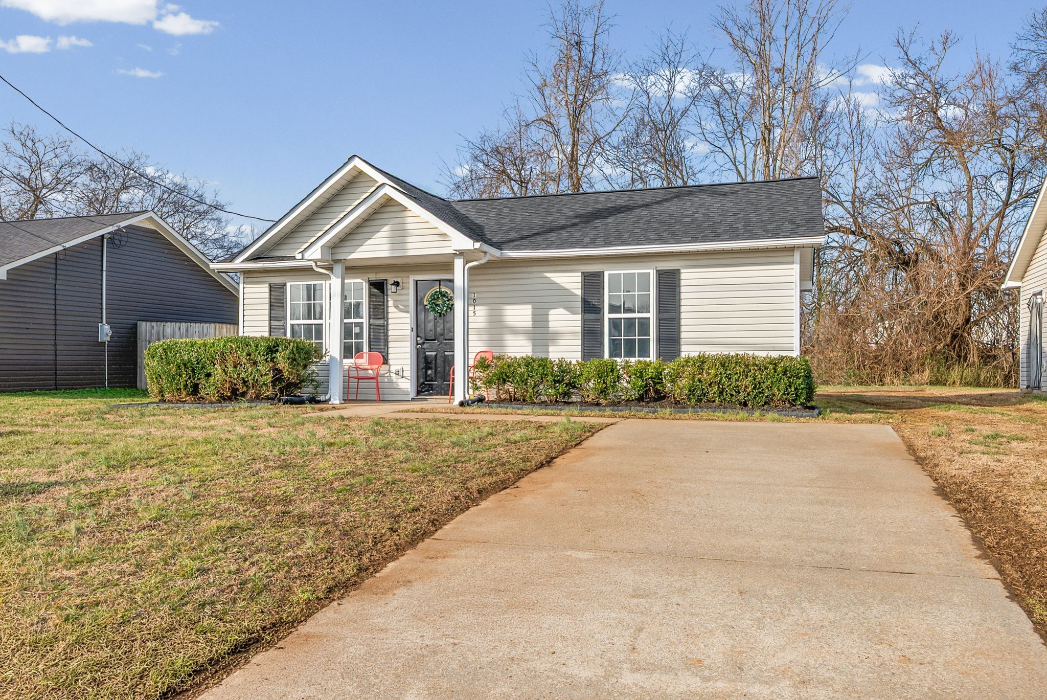 1015 Shadow Ridge Ave