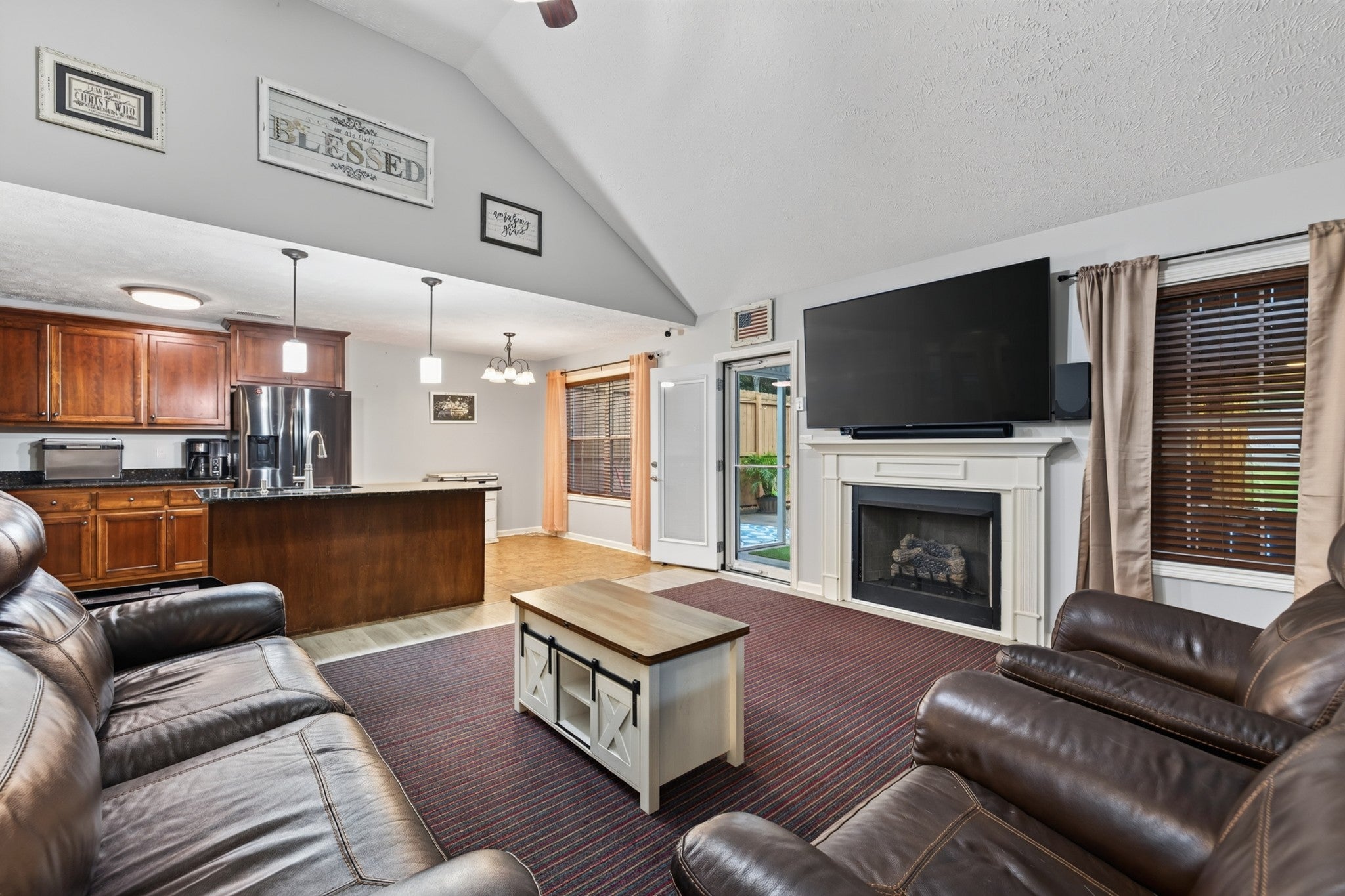 1172 Freedom Dr