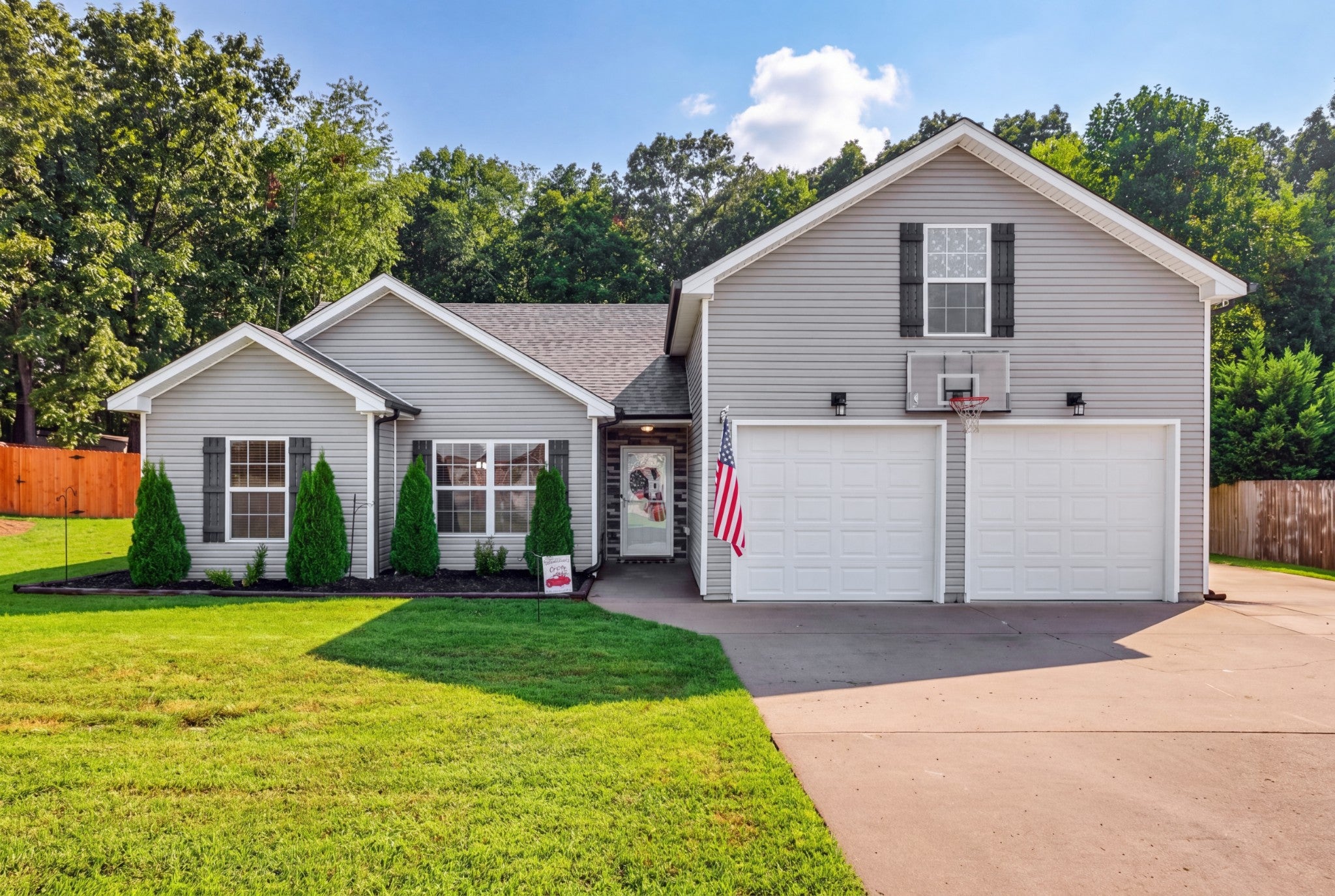 1172 Freedom Dr