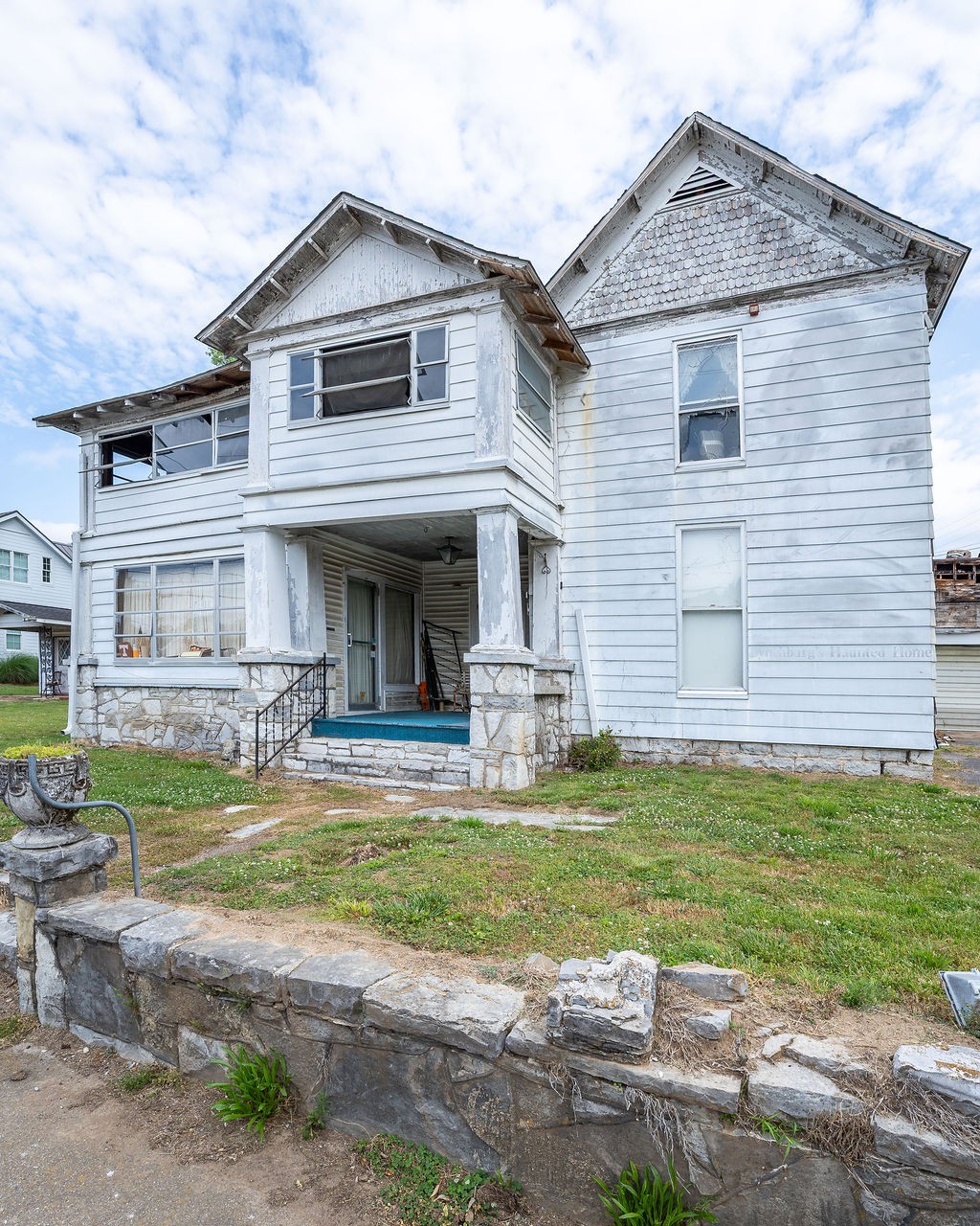 250 Main St