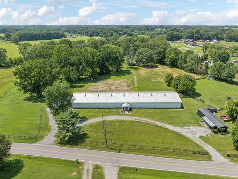 253 Halltown Rd Cottontown TN 37048