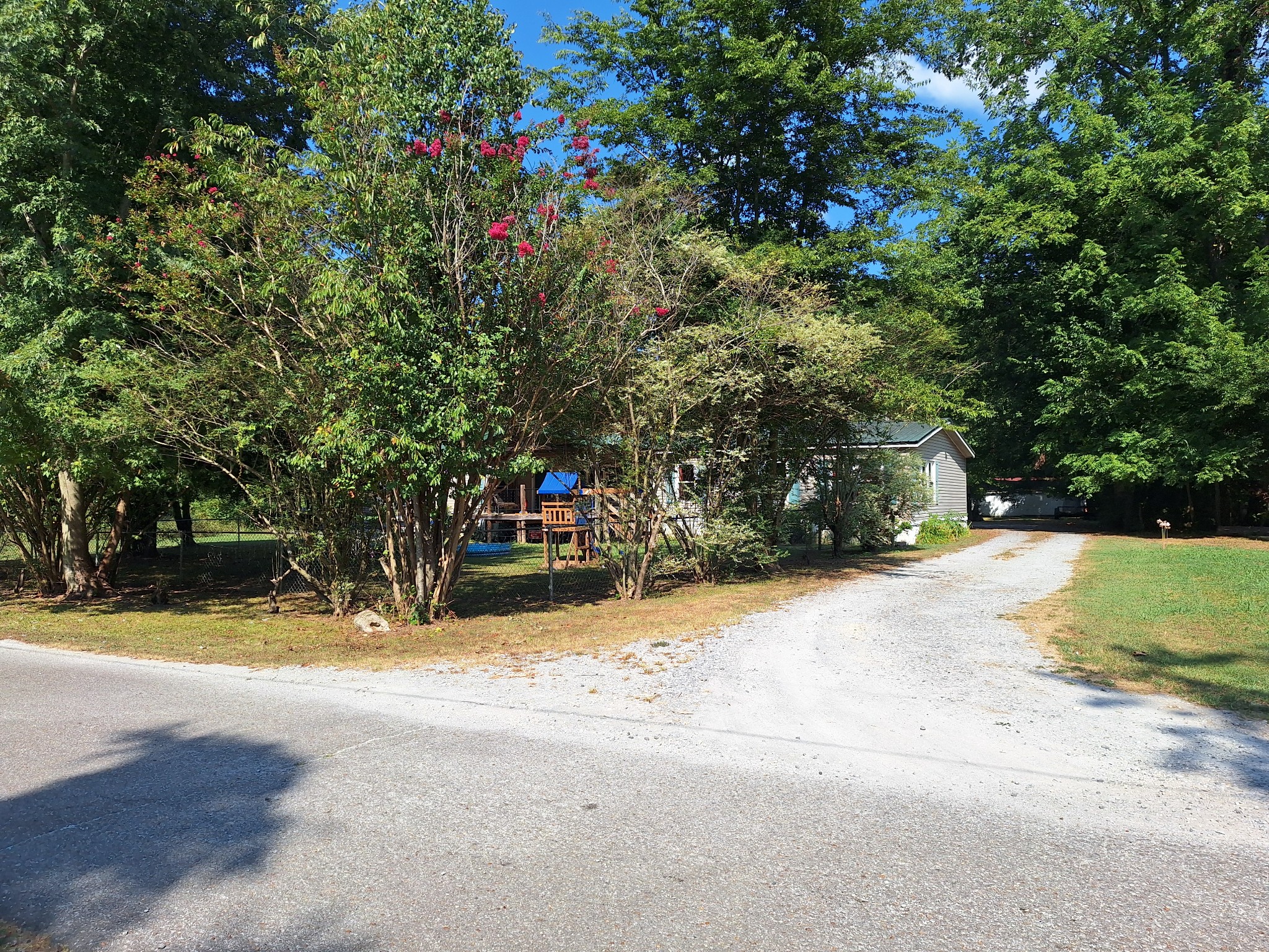 84 Nolen St