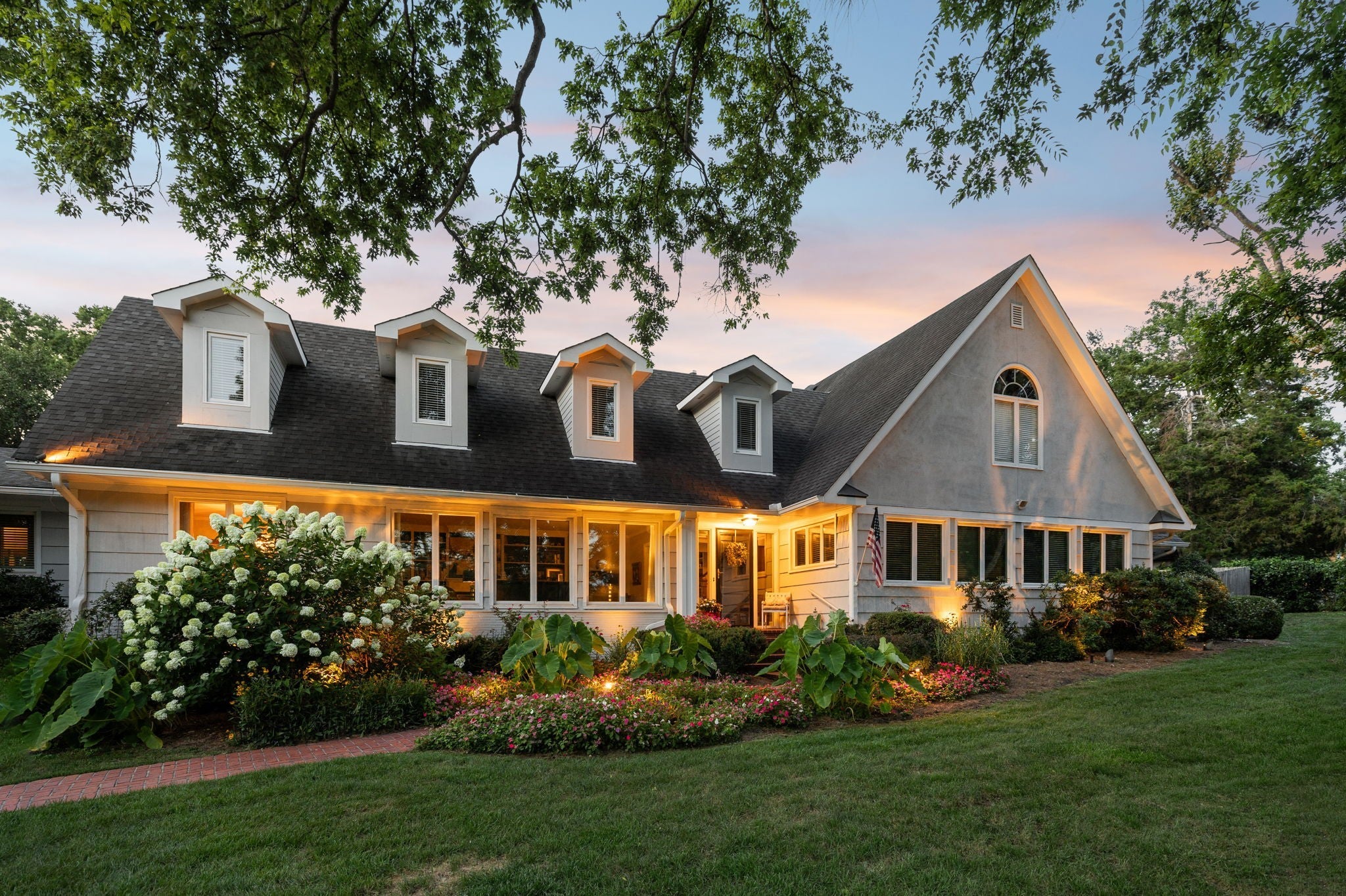 5-bed listing at 206 Hillwood Blvd Ne, Nashville
