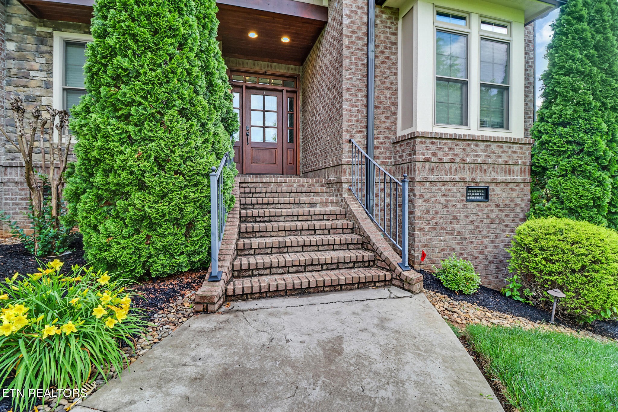 550 Stone Villa Lane