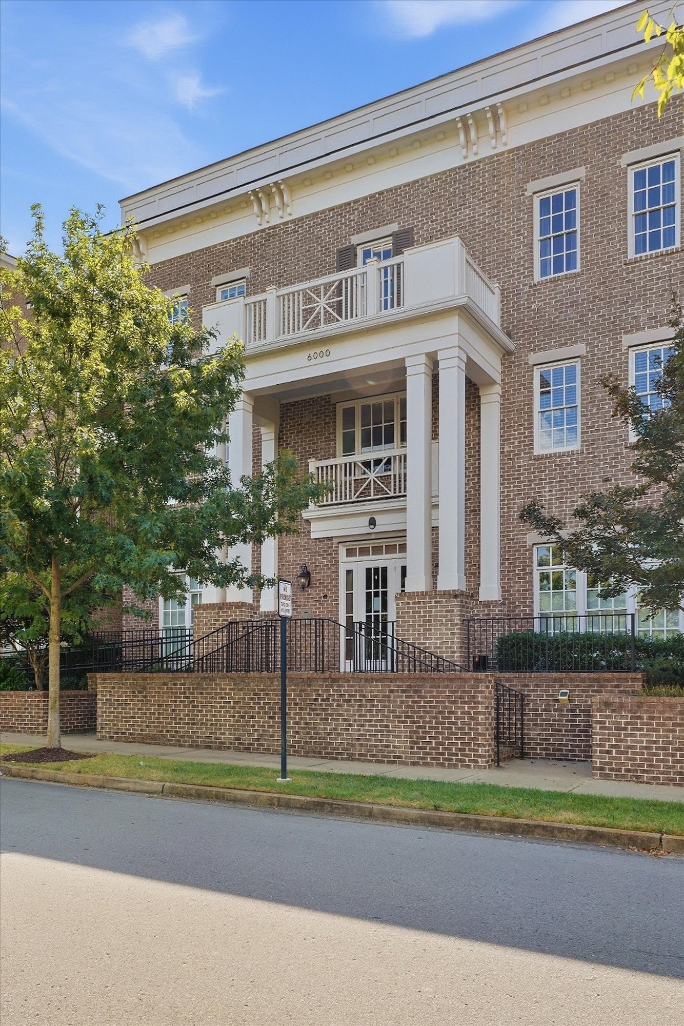 2-bed listing at 6000 Keats St 302, Franklin