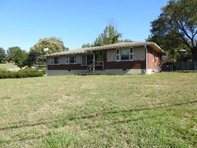 2501 Western Hills Dr