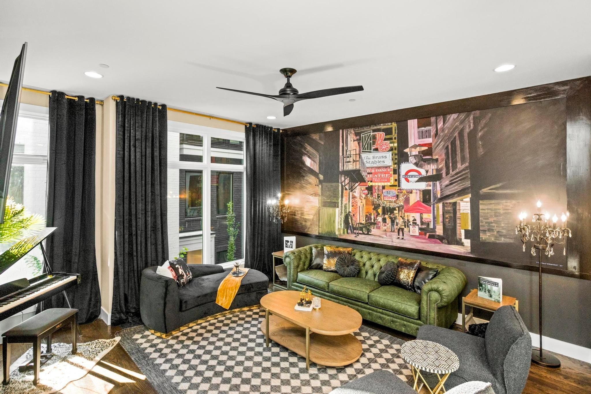 4-bed home for sale in Nashville, TN 37208, 1028 Jefferson Street 1028 Jefferson Street, Nashville TN 37208 4-bed home, photo 4 of 55