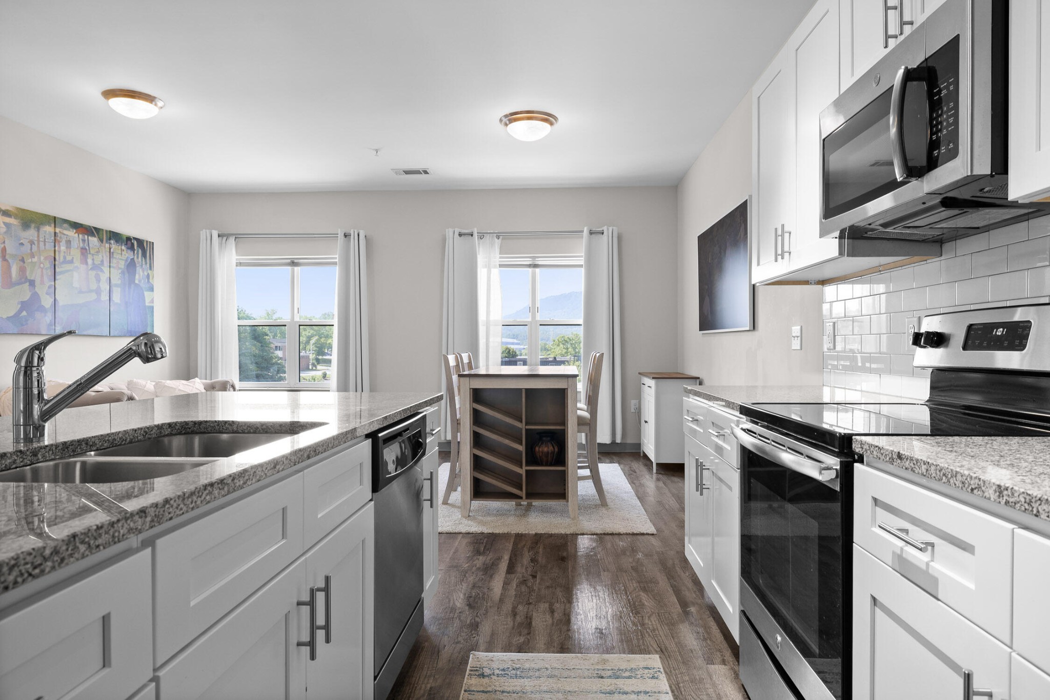 782 Riverfront Parkway 322