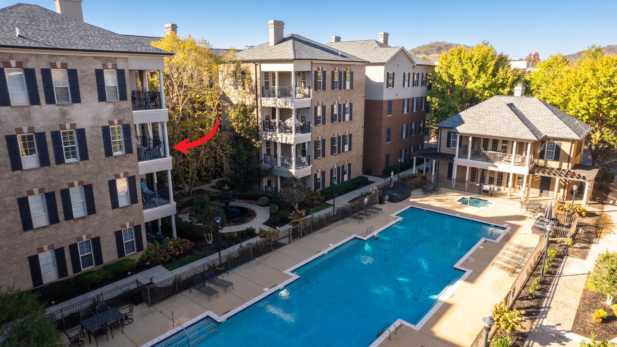 307 Seven Springs Way 305

                                                                             Brentwood                                

                                    , TN - $437,000