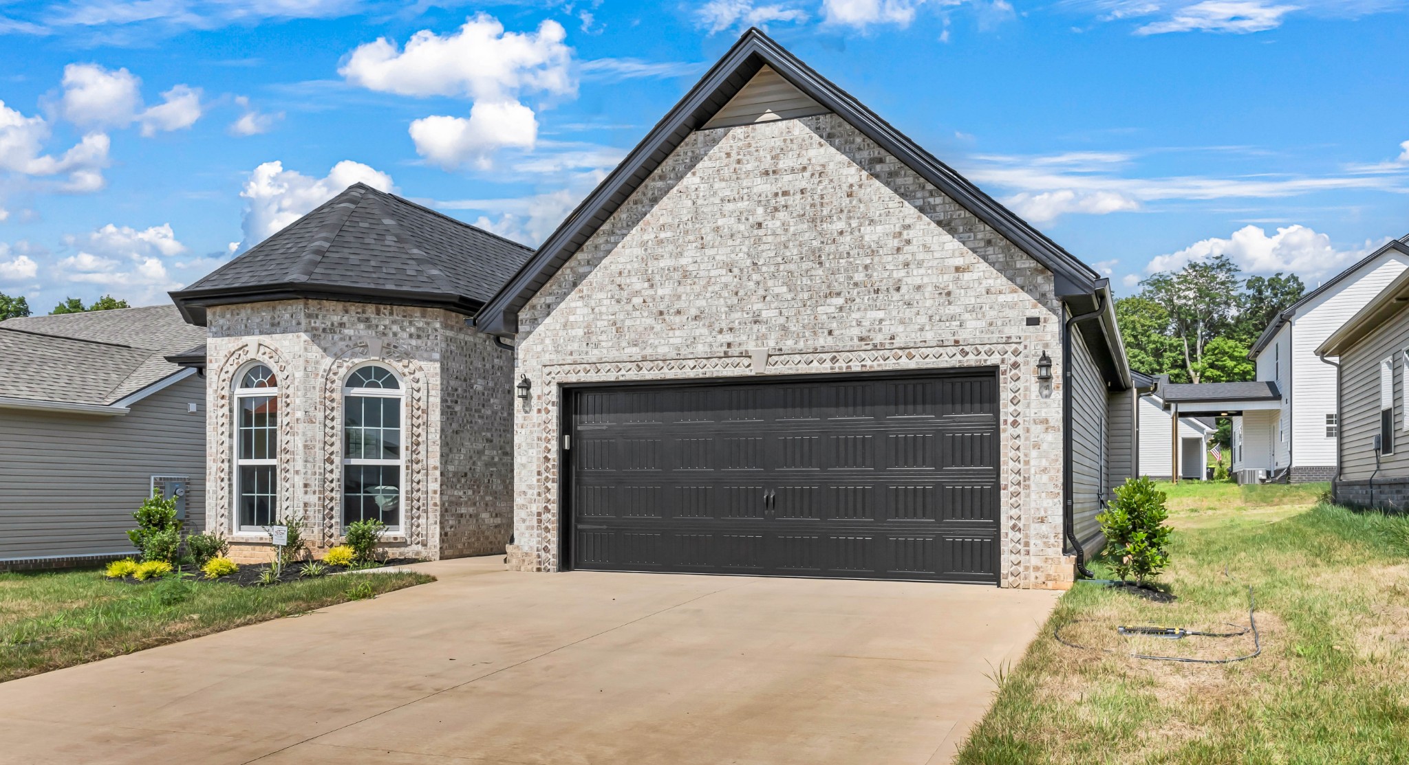 568 Ayden Ln