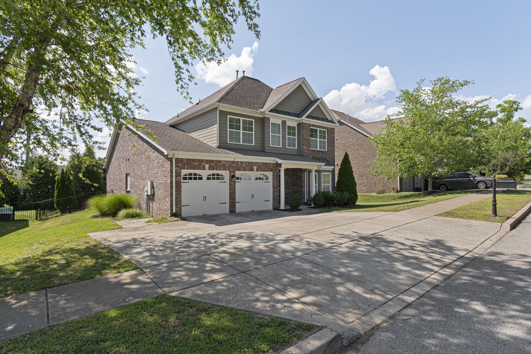 2557 Westerham Way