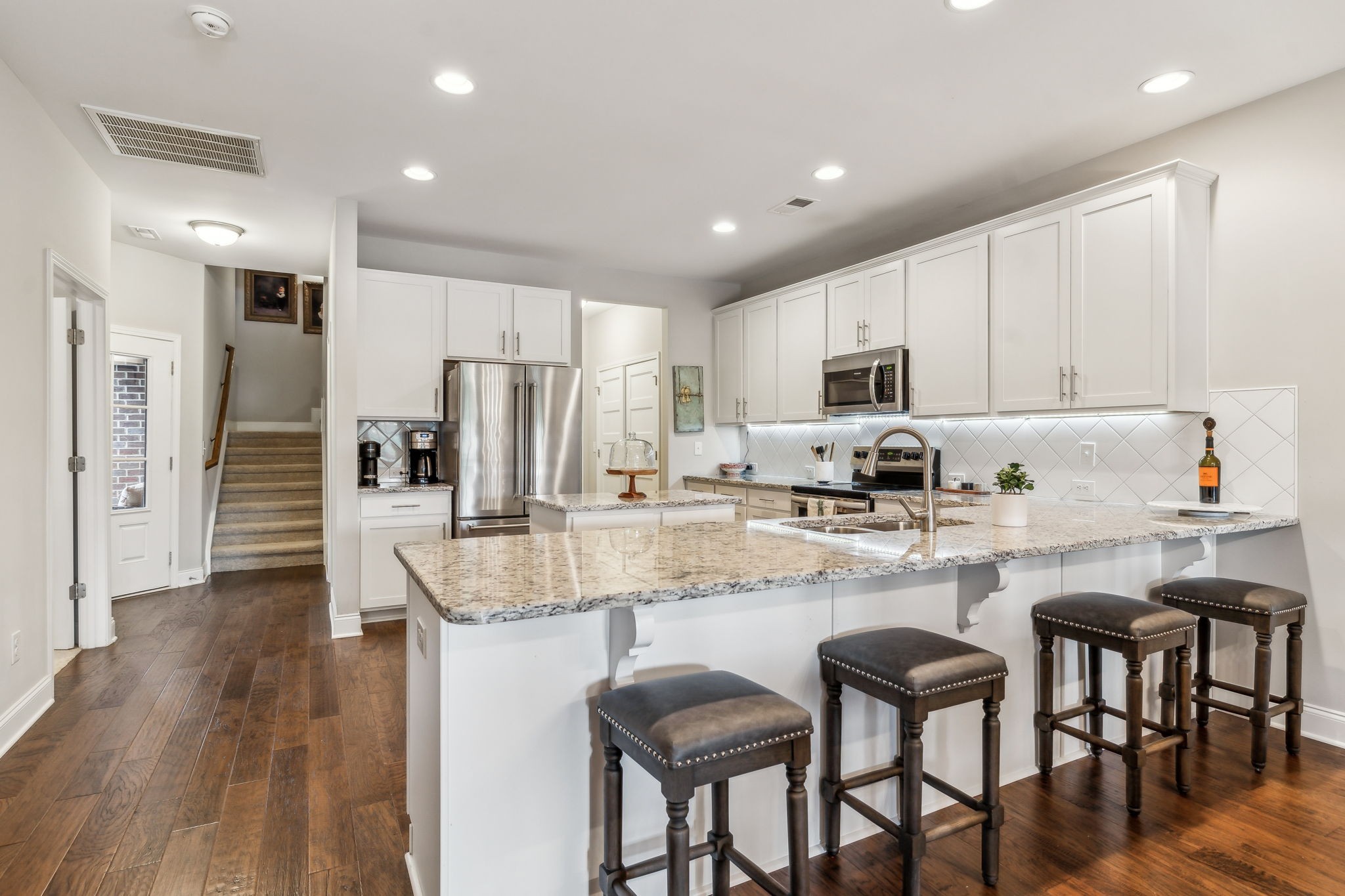 2037 Flowing Creek Dr