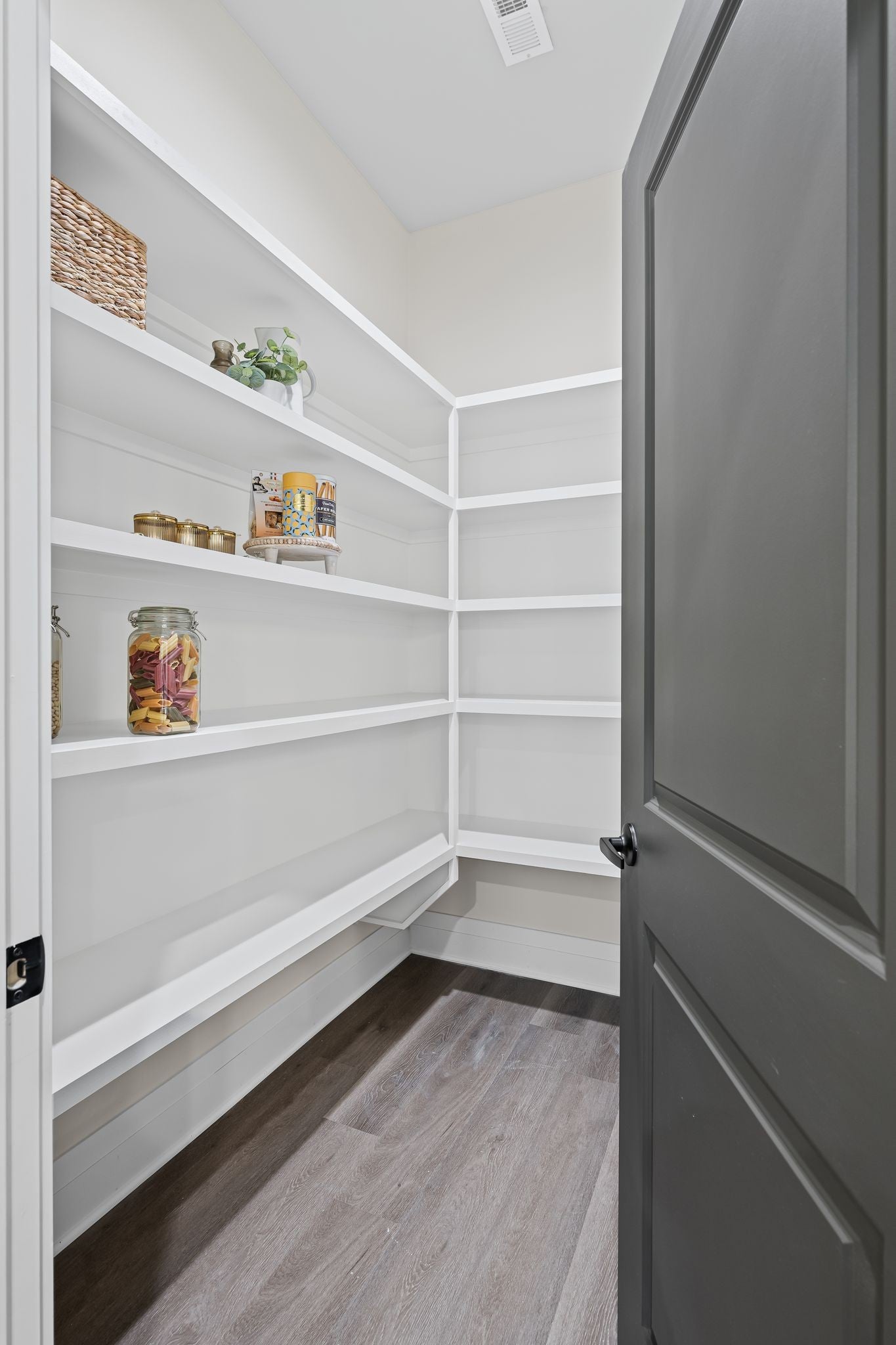1031 Noble Loop