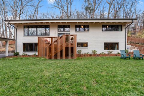 888 Forest Acres Dr Nashville TN 37220