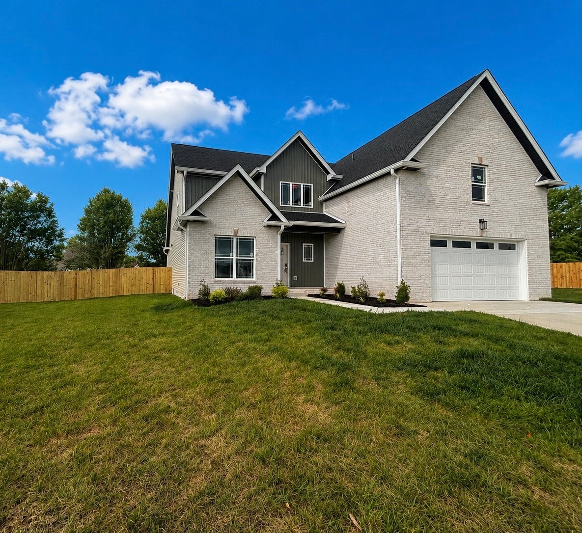112 Apple Blossom Ct