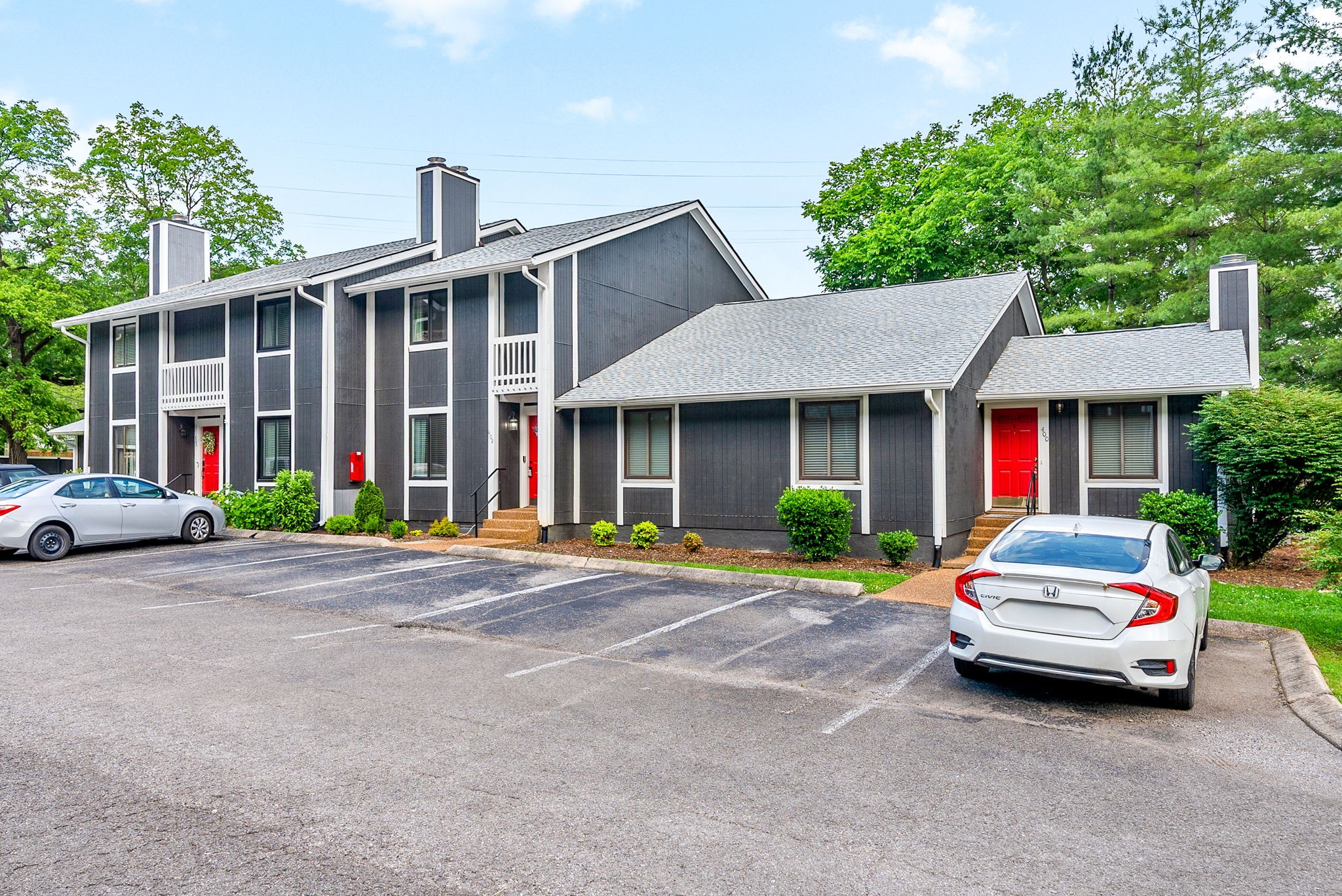 402 Sunvalley W