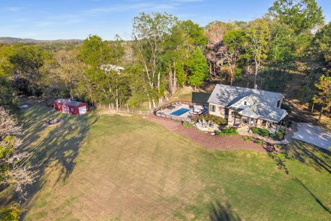 4694 Bennett Hollow Rd Thompsons Station TN 37179