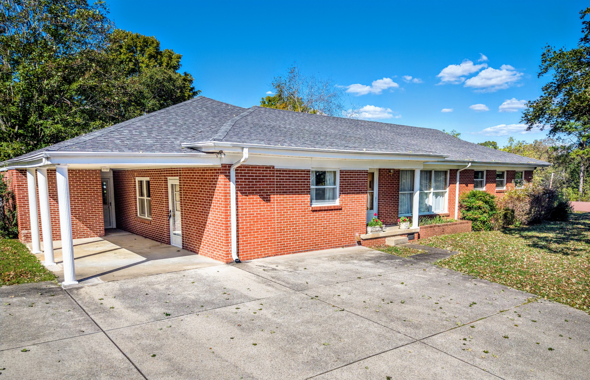 3241 W Main St