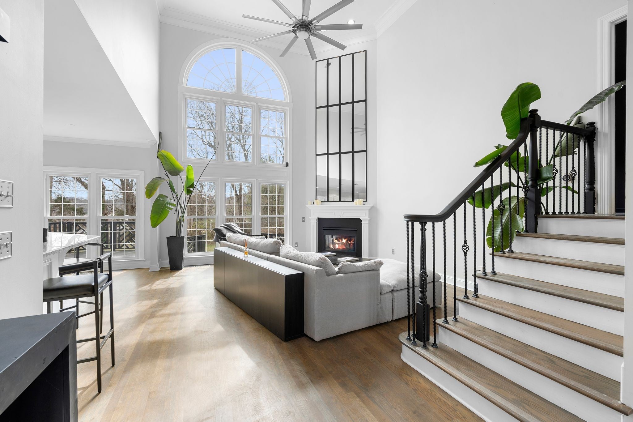 501 Solomon Dr
