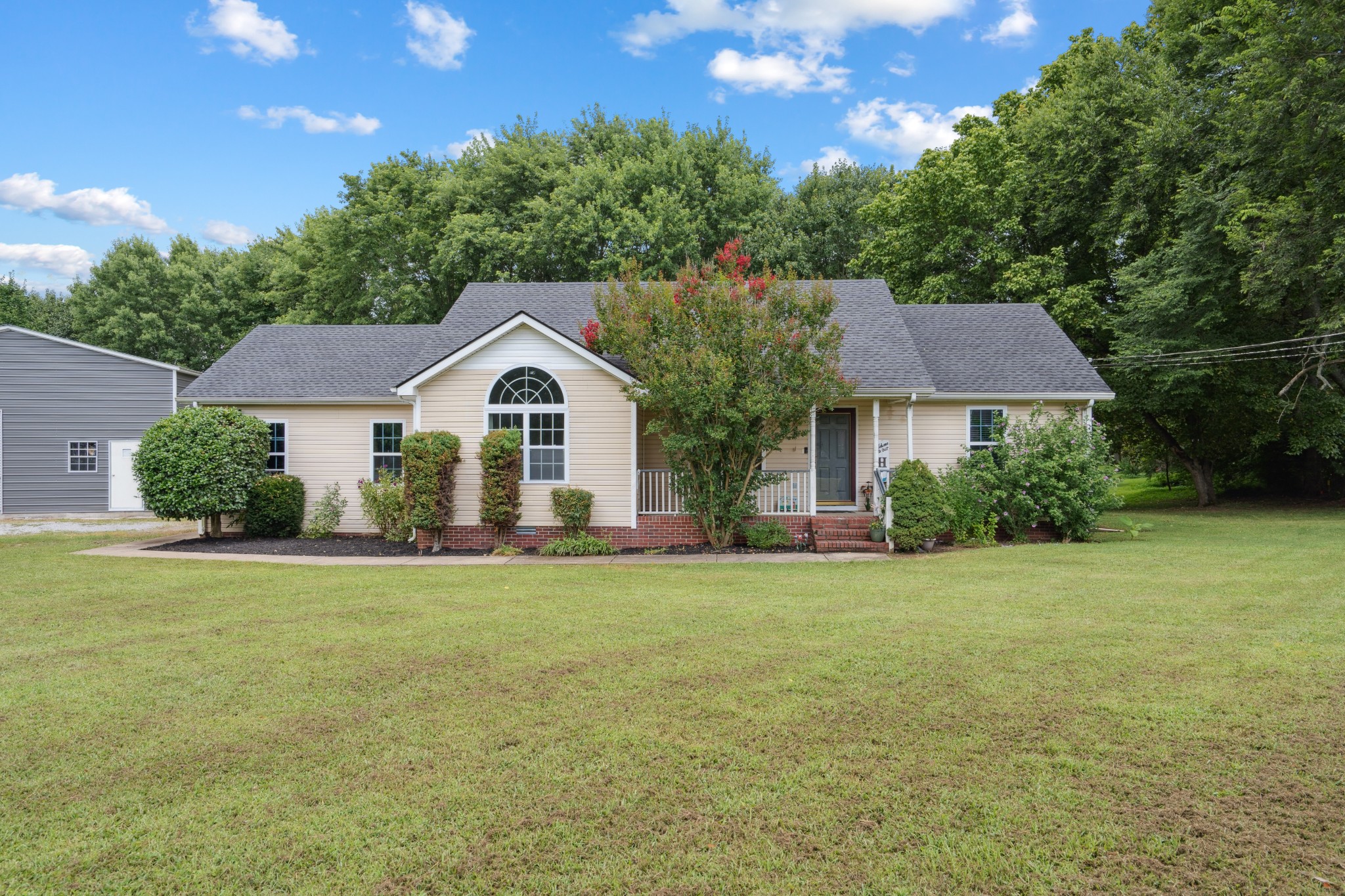 221 Lehman Trl