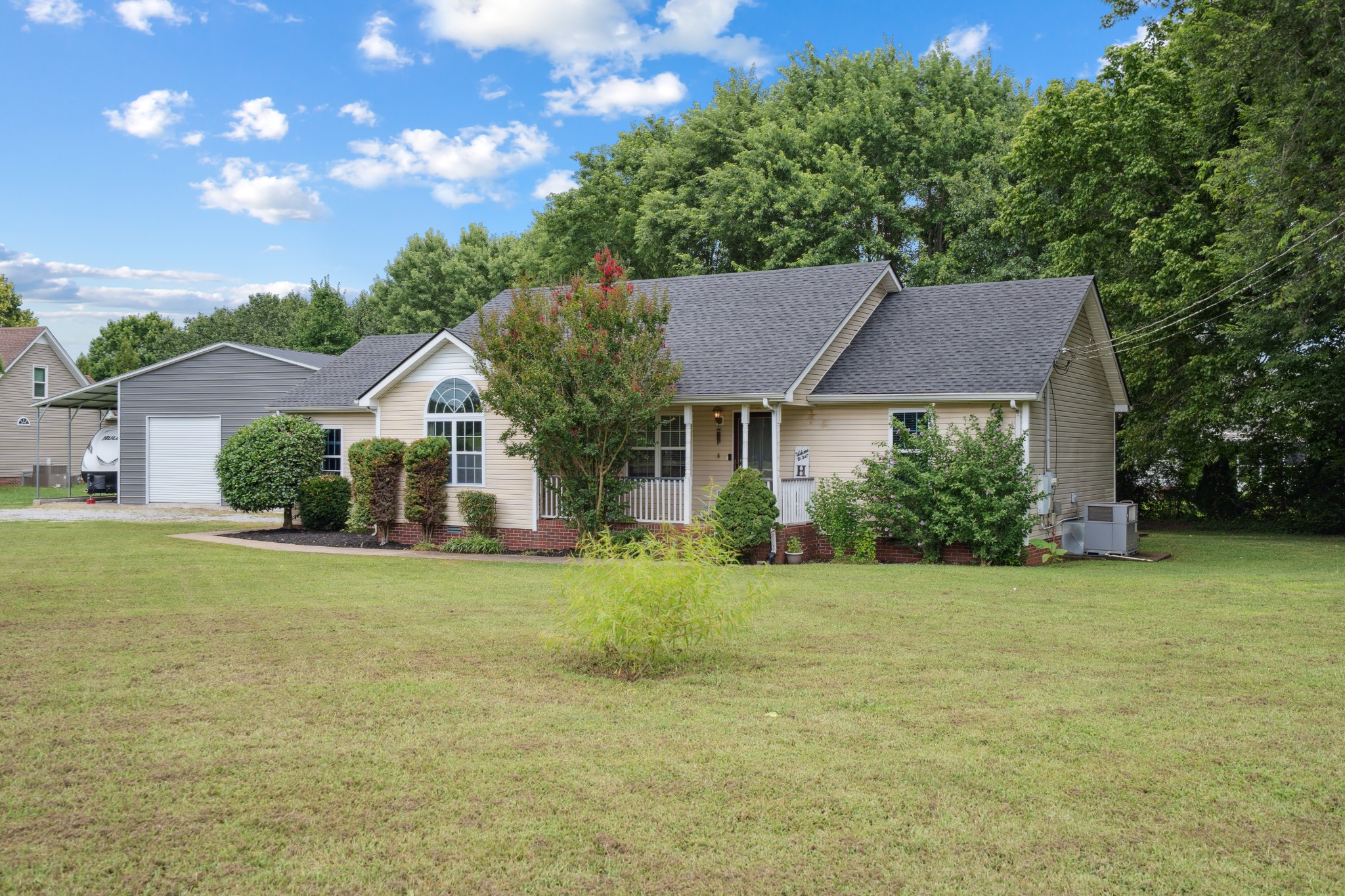 221 Lehman Trl