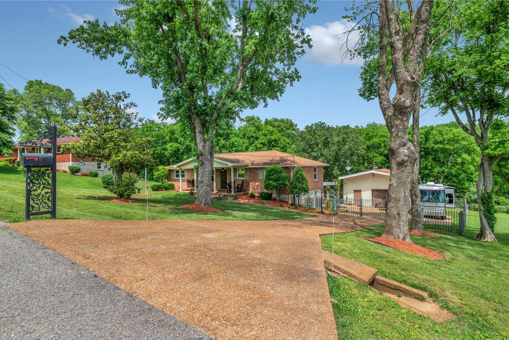311 Isaac Dr