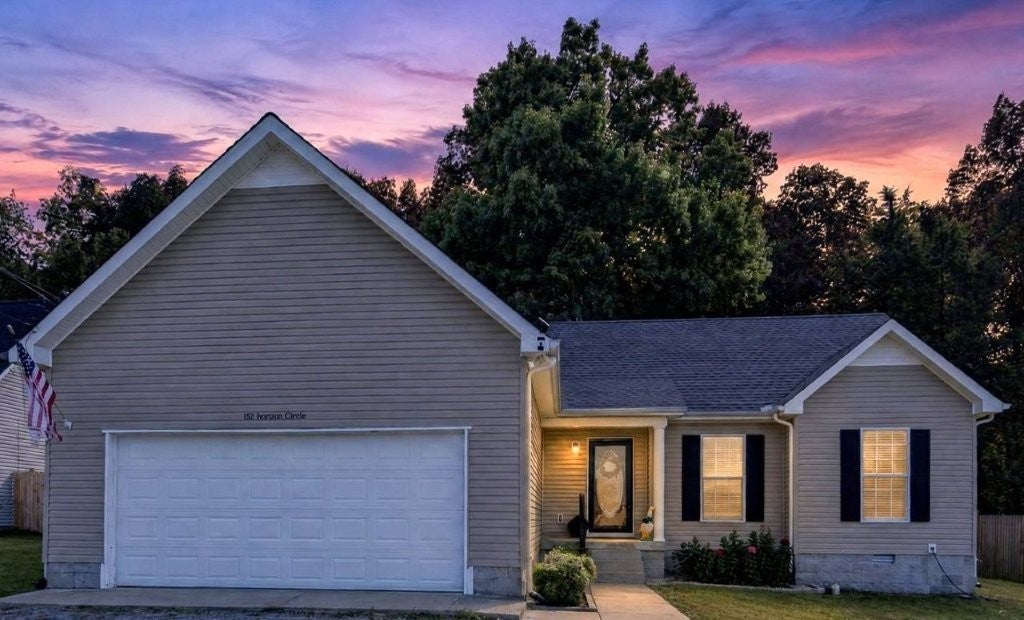 132 Lorien Cir