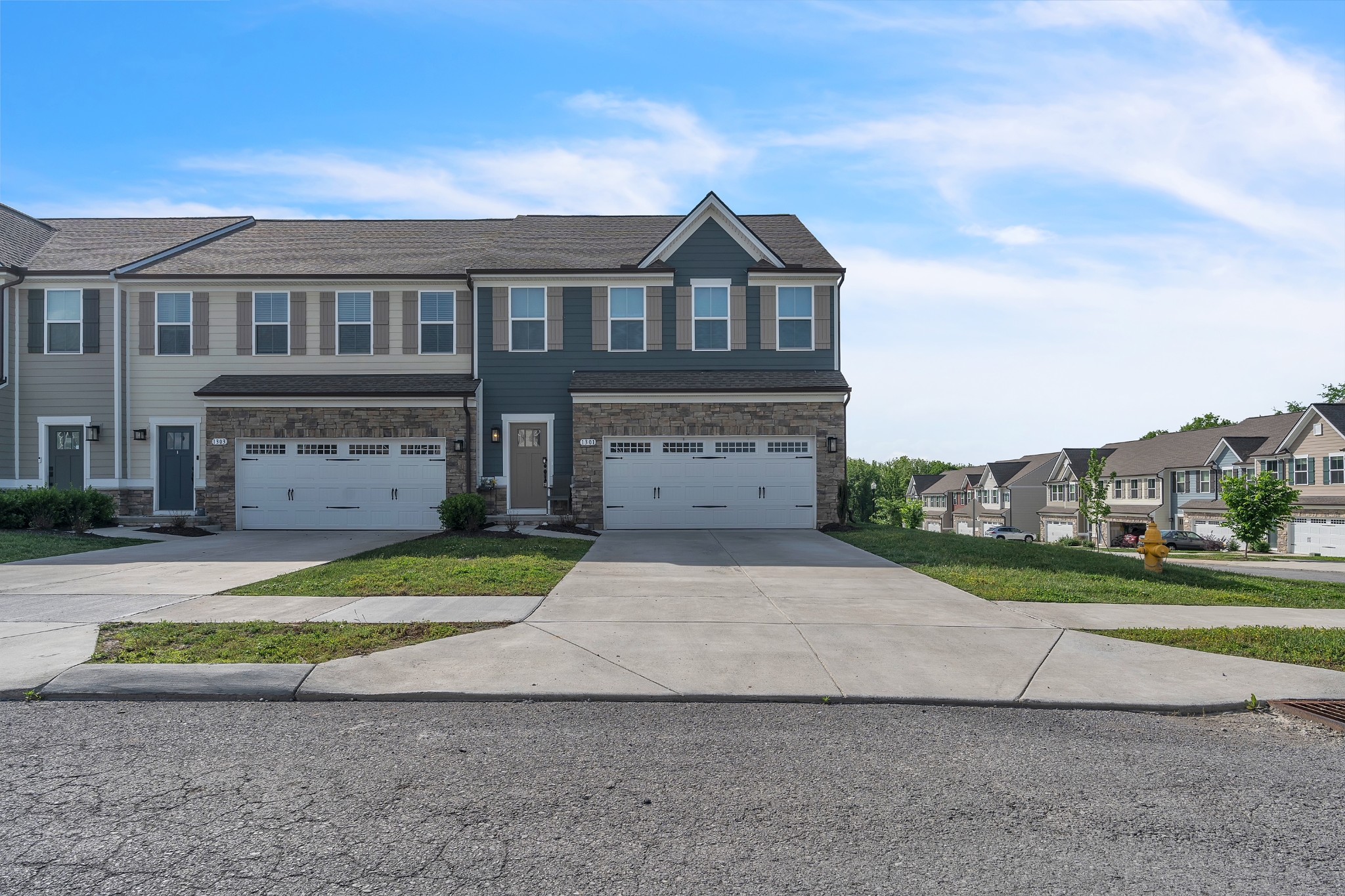 1301 Crescent Ridge Dr