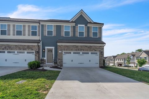 1301 Crescent Ridge Dr Gallatin TN 37066