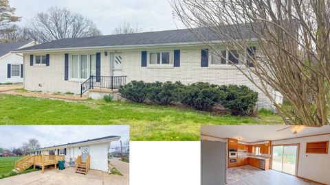 927 E Jefferson St, Pulaski, TN 38478 - MLS#: 2802185