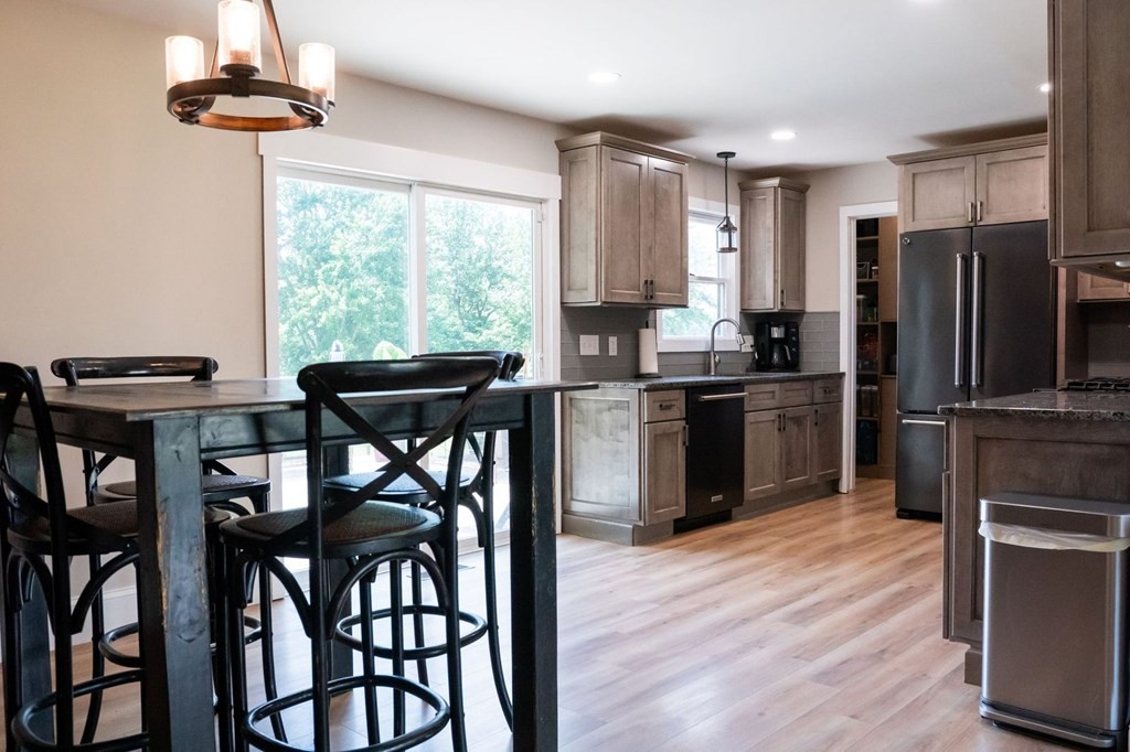 5414 Doubleview Cir