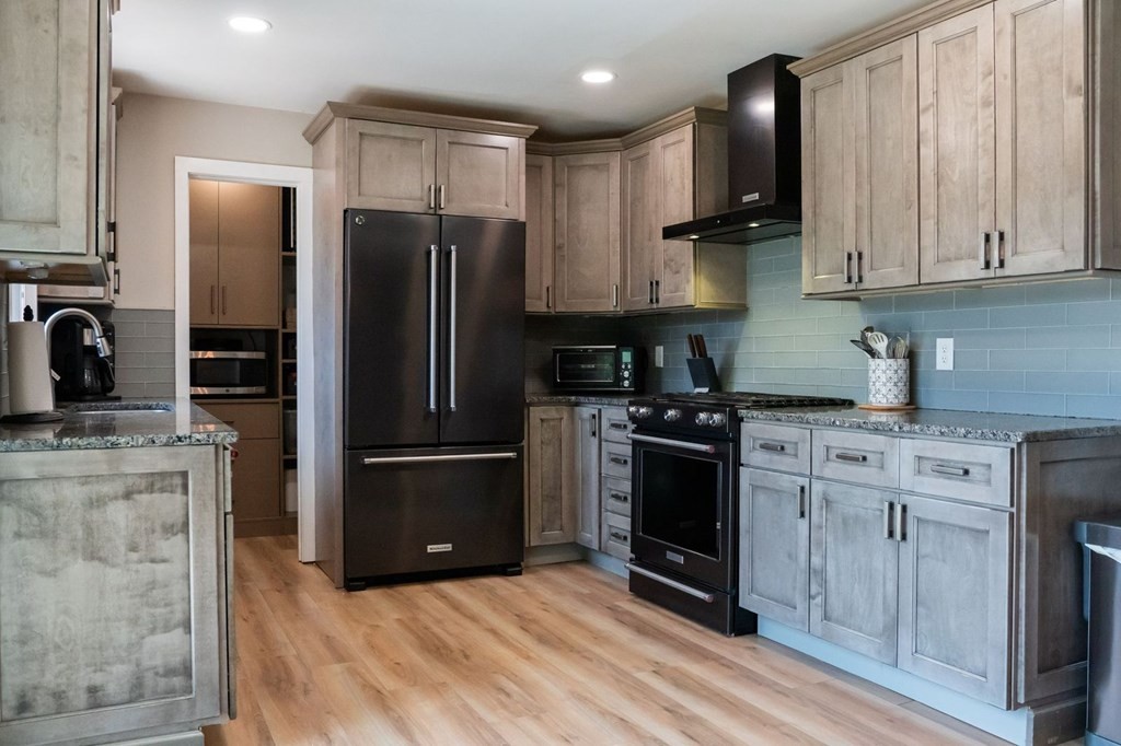 5414 Doubleview Cir