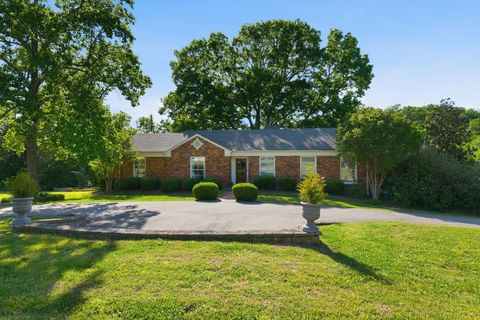 Photo of 4511 Everett Dr, Nashville, TN 37215 (MLS # 3185212)