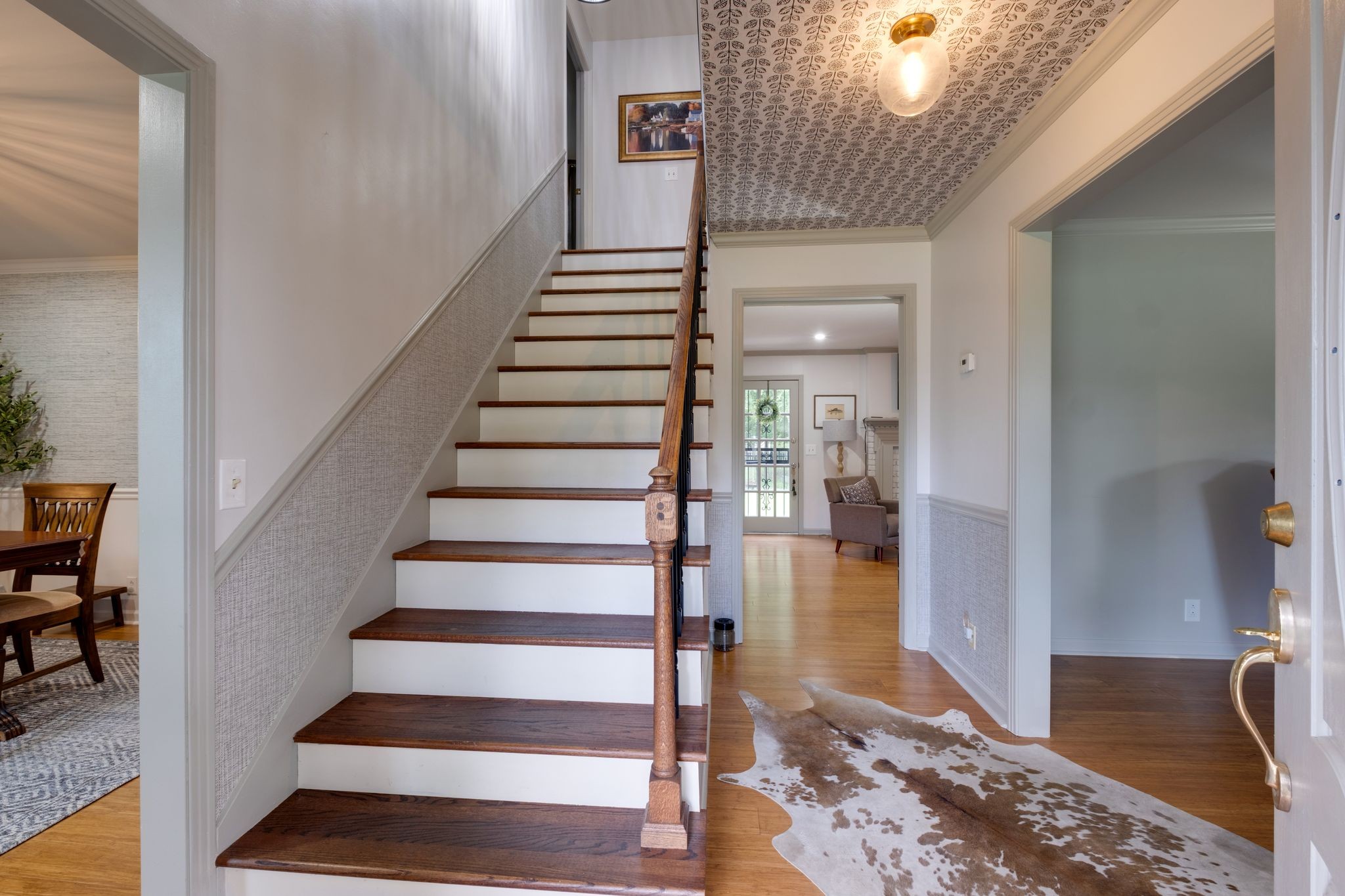 4063 Lake Parkway