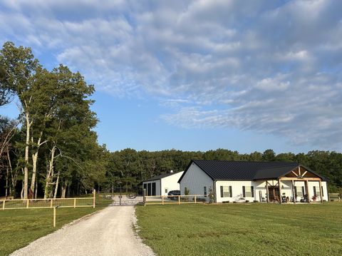 6241 Fredonia Rd Manchester TN 37355