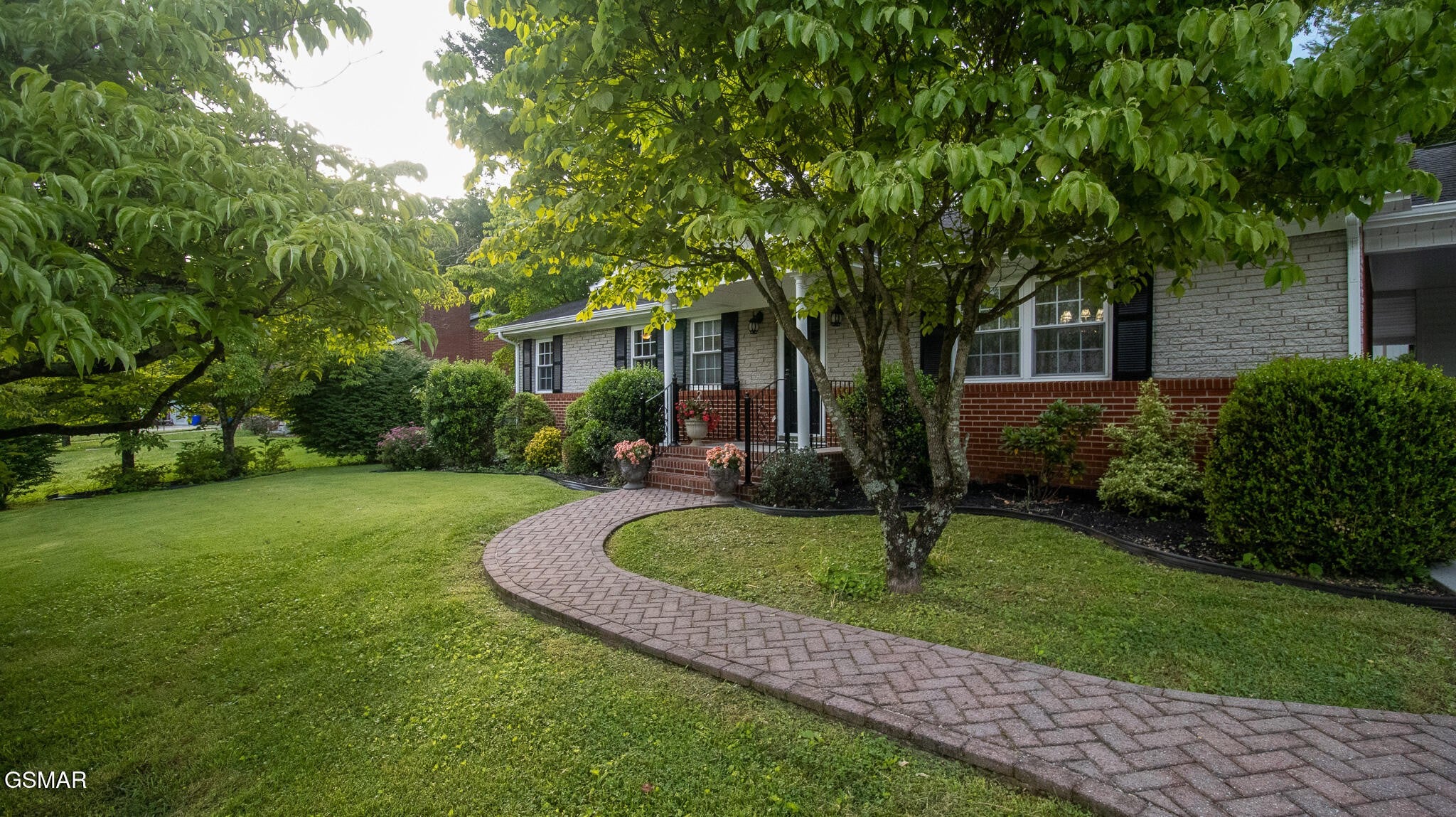 321 Creekmoor Drive