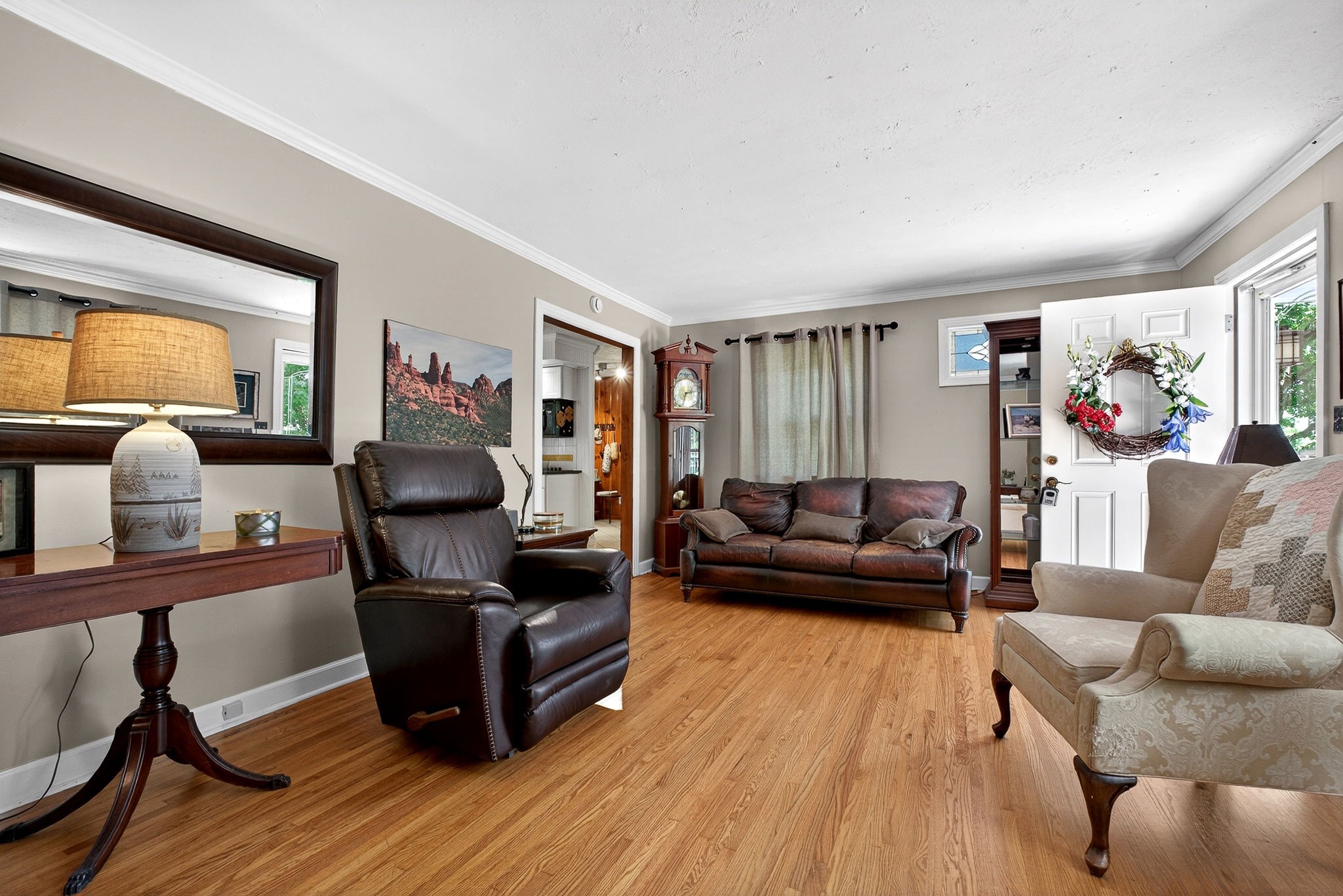 308 W Church St