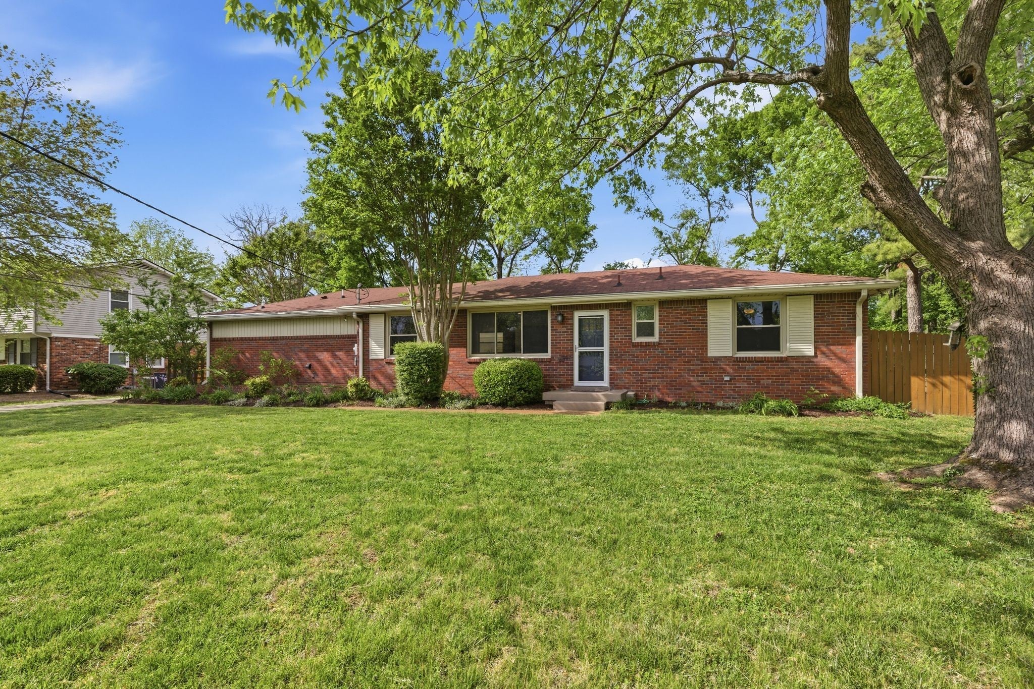 510 Rochelle Dr
