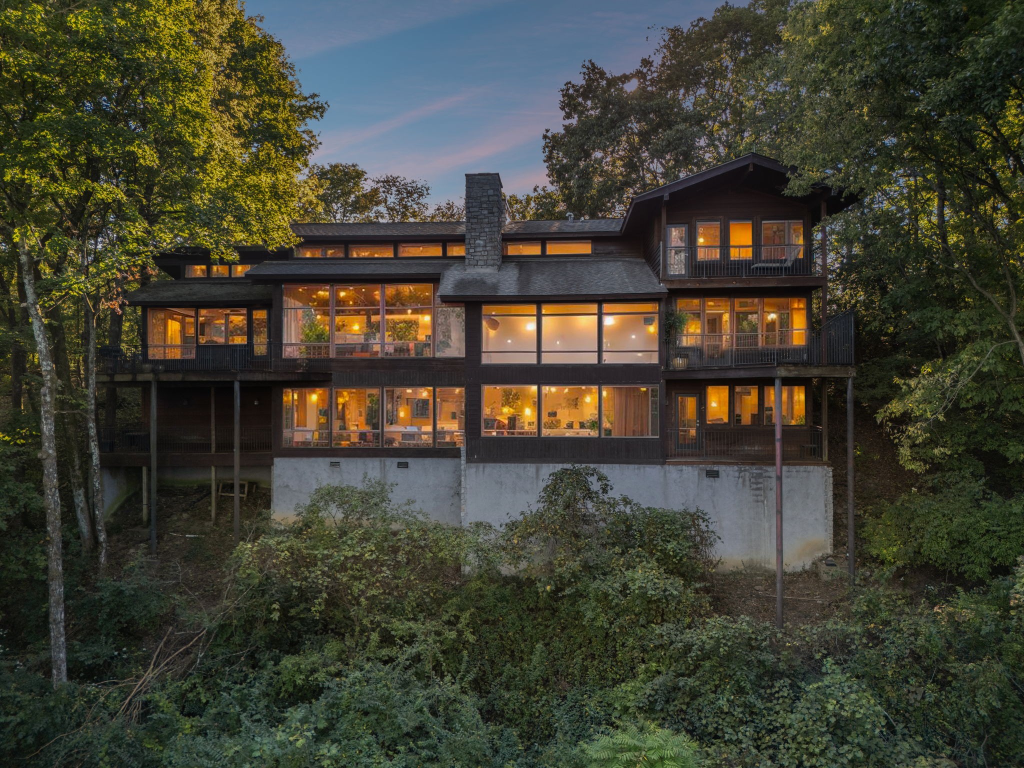109 Jocelyn Hills Dr