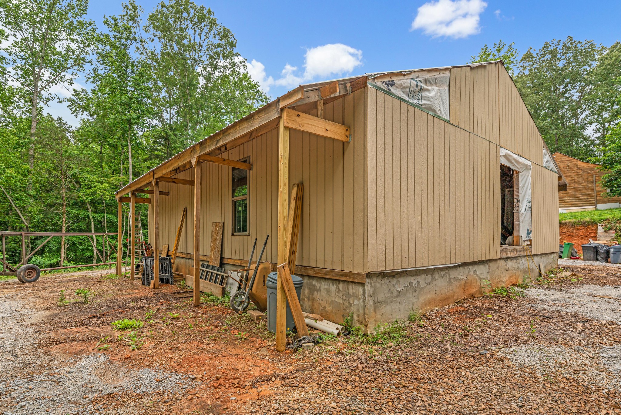 183 Waymaker Ln