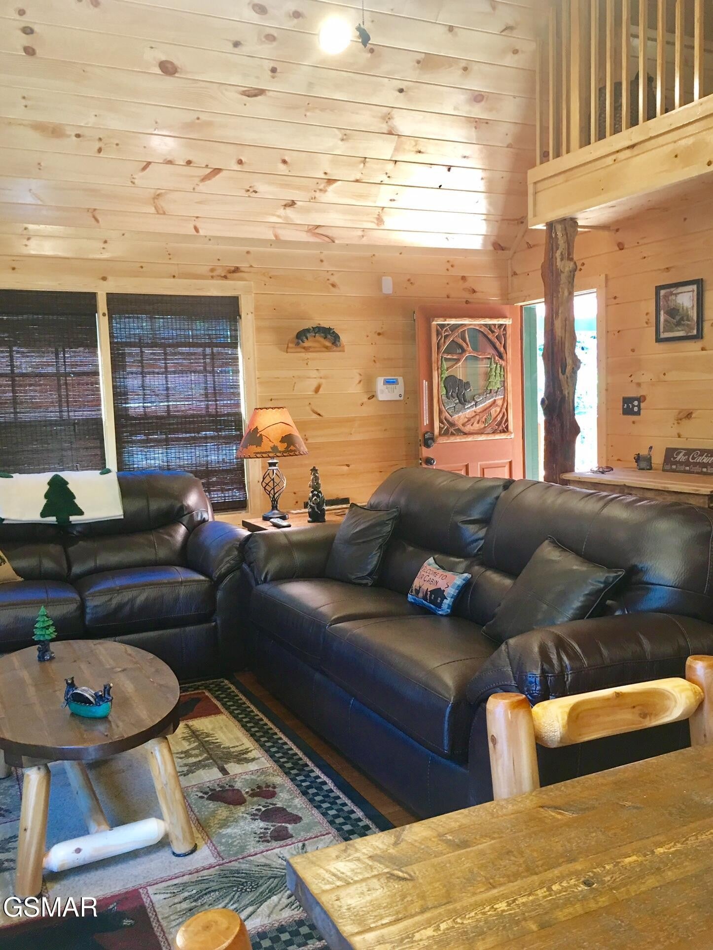 306 N Circle Drive
