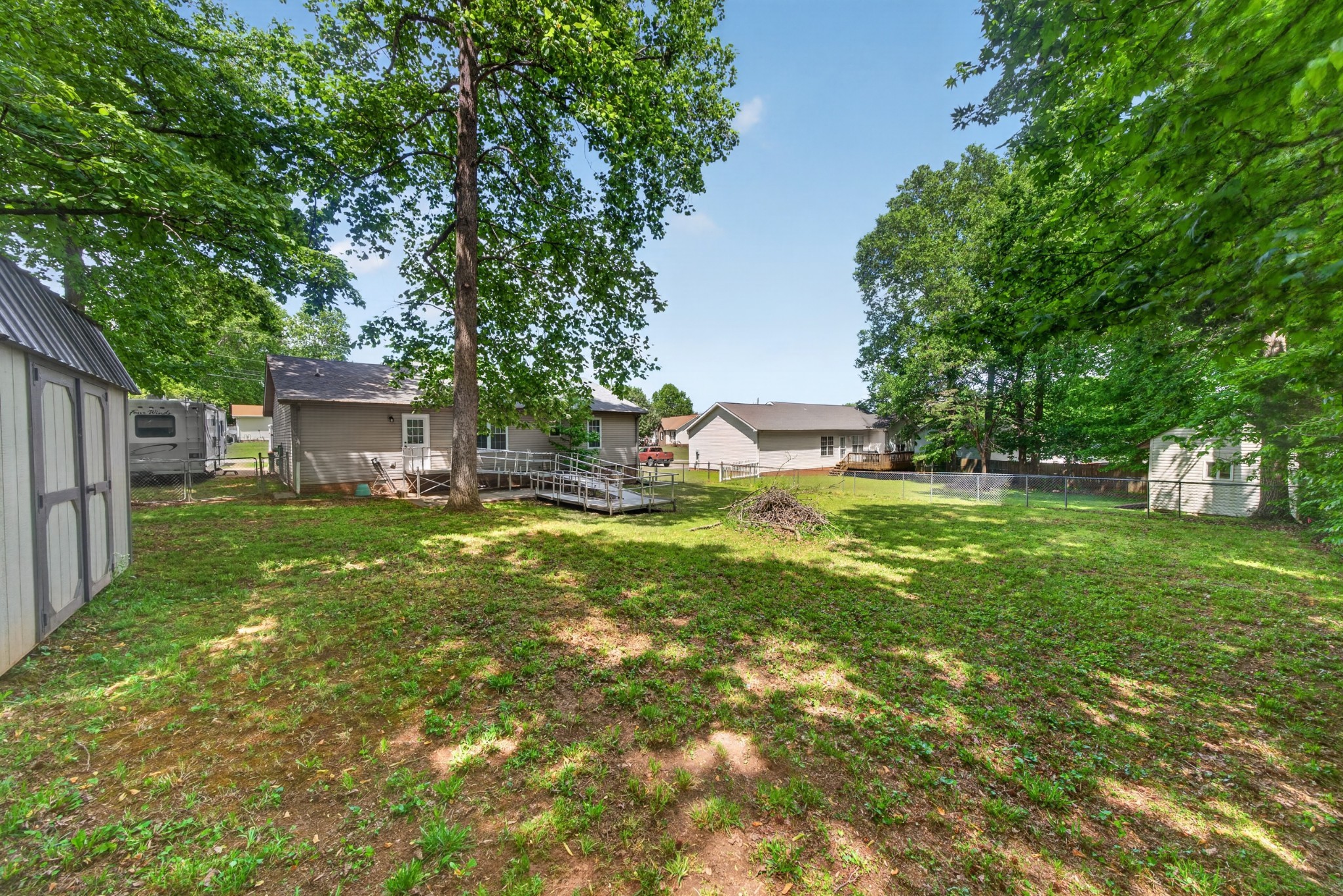 628 Ashley Oaks Dr