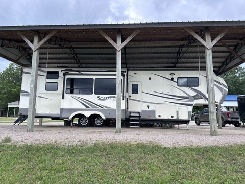 885 River Front Dr Clifton TN 38425