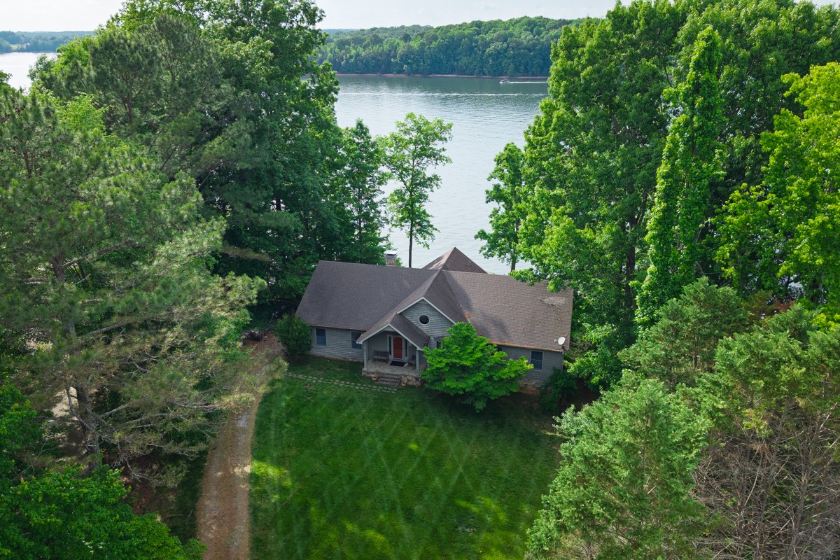 90 Wildwood Ct